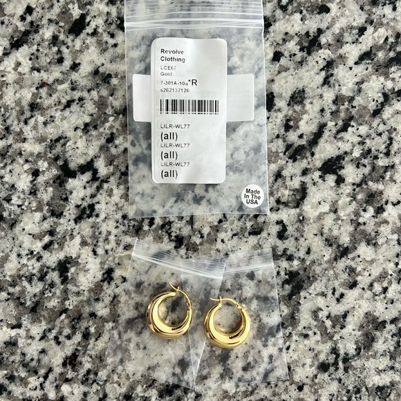 Revolve Becca Hoops in Gold - Picture 2 of 5